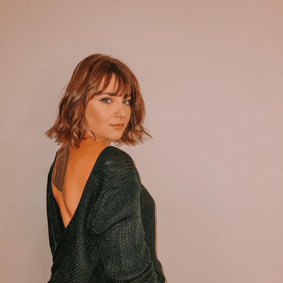 Meet your Posher, Suélen - Picture 1 of 1